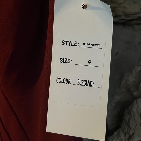 Aura Dress (Color; Burgundy) - Picture 3 of 6